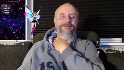 Snapshot of hardmrlazy chatting on October 15, 2025, 7:03 pm MrLazy online show from October 15, 2025, 7:03 pm