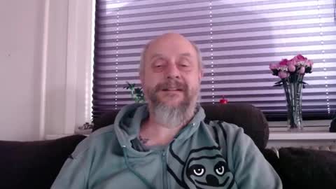 MrLazy online show from January 7, 2026, 10:40 am