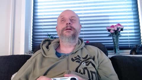 MrLazy online show from February 8, 2026, 1:03 pm