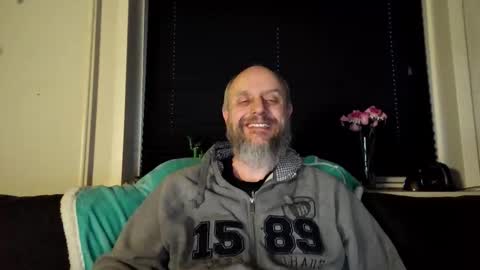 MrLazy online show from March 16, 2026, 5:39 pm