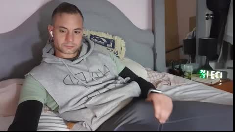 HARD AND STYLE online show from November 11, 2025, 4:29 pm