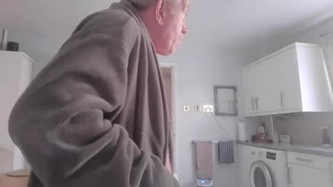 hardon4u123456789 online show from November 6, 2025, 11:00 am