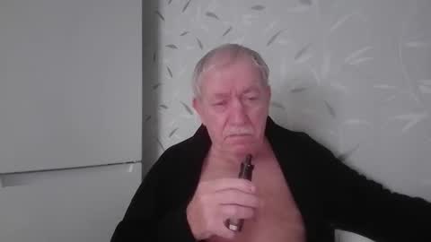 hardon4u123456789 online show from November 11, 2025, 9:53 am