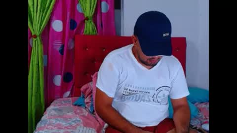 Snapshot of hardporngirl69 chatting on December 5, 2024, 1:47 am SARYS AND GEISON online show from December 5, 2024, 1:47 am