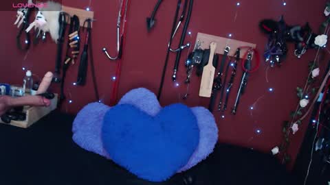 greta online show from October 30, 2025, 7:14 pm