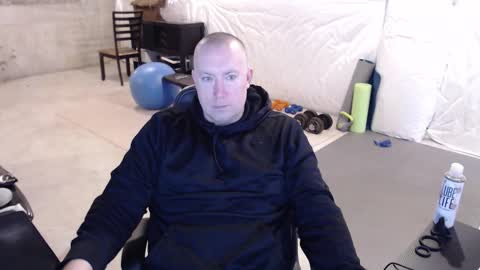 Snapshot of hardwired4816 chatting on February 4, 2026, 4:02 pm hardwired4816 online show from February 4, 2026, 4:02 pm