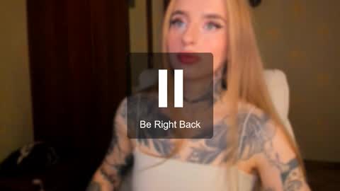 Snapshot of harley_kimm chatting on October 26, 2025, 5:46 am Julia online show from October 26, 2025, 5:46 am