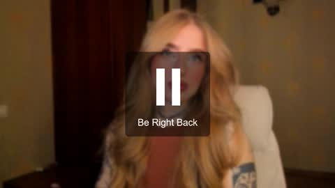 Snapshot of harley_kimm chatting on November 10, 2025, 5:28 am Julia online show from November 10, 2025, 5:28 am