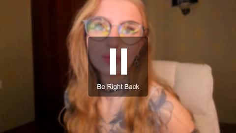 Snapshot of harley_kimm chatting on November 15, 2025, 5:49 am Julia online show from November 15, 2025, 5:49 am