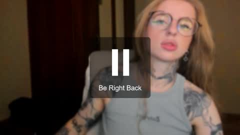 Snapshot of harley_kimm chatting on November 28, 2025, 5:21 am Julia online show from November 28, 2025, 5:21 am