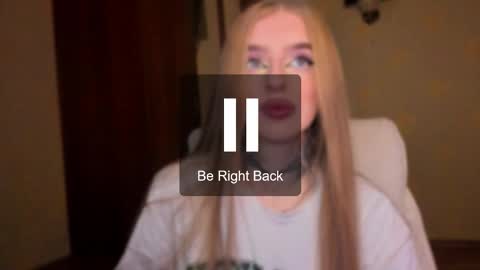 Snapshot of harley_kimm chatting on December 15, 2025, 5:23 am Julia online show from December 15, 2025, 5:23 am