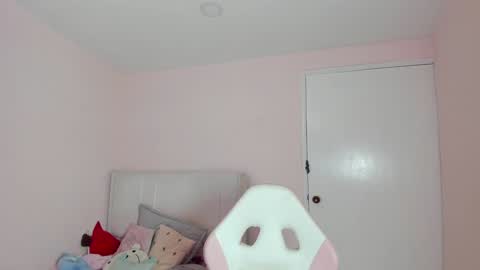 vanessa online show from January 20, 2025, 4:34 pm