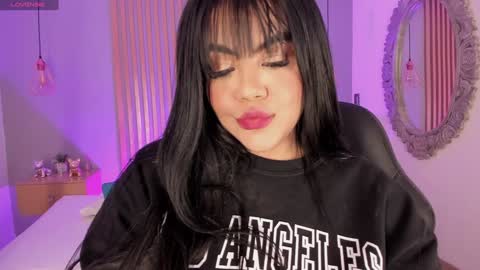 Snapshot of harmonybabe_ chatting on January 10, 2025, 8:59 pm Harmony online show from January 10, 2025, 8:59 pm