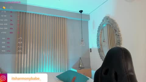 Snapshot of harmonybabe_ chatting on January 24, 2025, 1:35 am Harmony online show from January 24, 2025, 1:35 am
