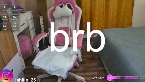 Snapshot of harperzoe chatting on February 6, 2026, 10:35 pm harperzoe online show from February 6, 2026, 10:35 pm