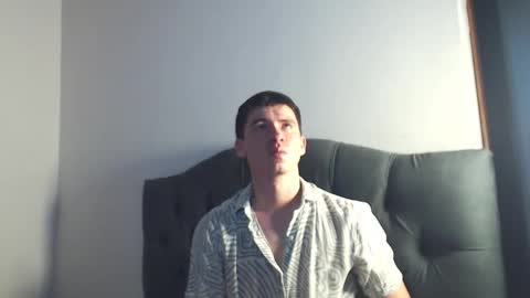 Snapshot of harry_brown2324 chatting on November 19, 2025, 4:01 am Sebastian online show from November 19, 2025, 4:01 am