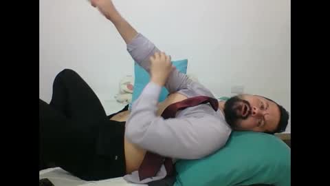 Snapshot of harry_goldenmillerx10fun chatting on January 16, 2025, 2:19 pm  Harry    online show from January 16, 2025, 2:19 pm