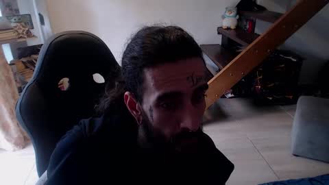 Snapshot of harry_reems_ chatting on January 2, 2025, 5:18 pm OMAR online show from January 2, 2025, 5:18 pm