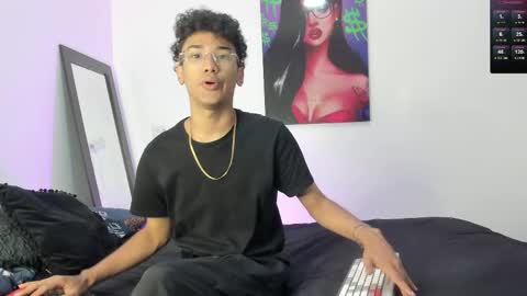 Snapshot of harrytwink18 chatting on February 13, 2025, 1:48 pm HARRY online show from February 13, 2025, 1:48 pm