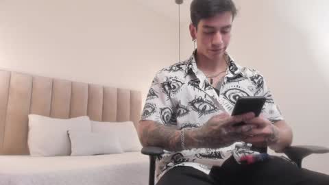 Snapshot of harryy_joness chatting on January 14, 2025, 5:45 pm Harry Jones online show from January 14, 2025, 5:45 pm