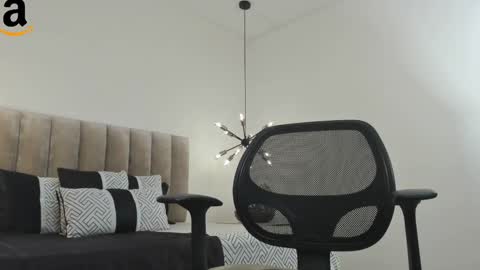 Snapshot of harryy_joness chatting on March 4, 2025, 8:38 pm Harry Jones online show from March 4, 2025, 8:38 pm