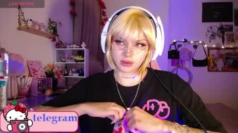 Snapshot of harumi09 chatting on April 17, 2026, 6:49 am harukitty online show from April 17, 2026, 6:49 am
