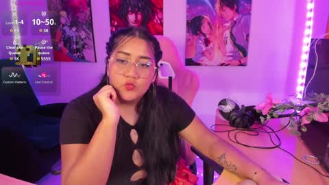 Snapshot of haruu2 chatting on January 30, 2025, 6:32 pm karen  online show from January 30, 2025, 6:32 pm