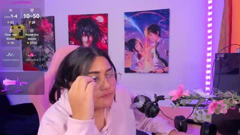 Snapshot of haruu2 chatting on February 13, 2025, 10:00 pm karen  online show from February 13, 2025, 10:00 pm