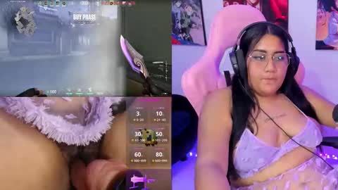 Snapshot of haruu2 chatting on February 14, 2025, 10:14 pm karen  online show from February 14, 2025, 10:14 pm