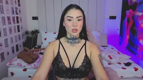 Alicia online show from July 15, 2026, 4:40 am