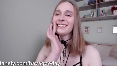 Snapshot of havagooday chatting on March 1, 2026, 5:53 am Mia online show from March 1, 2026, 5:53 am