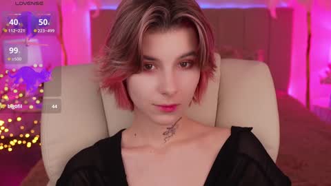 Snapshot of haylaamber chatting on December 13, 2024, 8:26 pm haylaamber online show from December 13, 2024, 8:26 pm