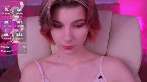 Snapshot of haylaamber chatting on February 17, 2025, 10:07 am haylaamber online show from February 17, 2025, 10:07 am