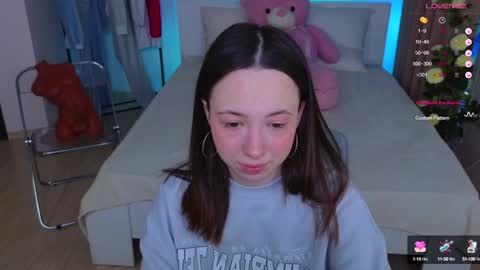 Hayle online show from February 4, 2025, 5:21 am