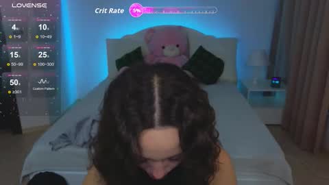 Hayle online show from October 13, 2025, 2:11 am