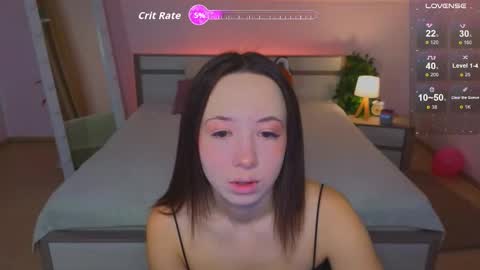 Hayle online show from October 14, 2025, 2:23 am