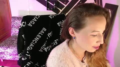 hayley miller online show from March 8, 2025, 4:01 am