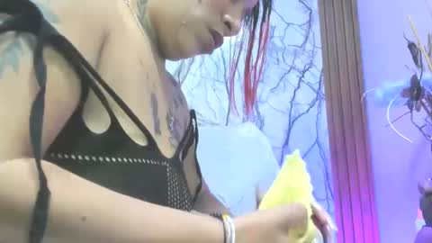 hayley miller online show from October 17, 2025, 4:48 am