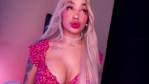 Snapshot of hazeeell chatting on February 1, 2026, 5:06 am Marie online show from February 1, 2026, 5:06 am