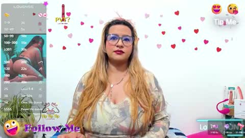 Snapshot of hazel_34 chatting on October 6, 2025, 10:23 am hazel online show from October 6, 2025, 10:23 am