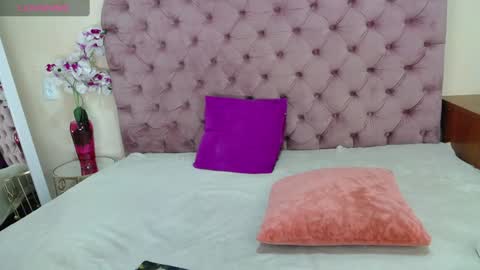 Snapshot of hazel_agata chatting on December 9, 2024, 5:52 pm Agata online show from December 9, 2024, 5:52 pm
