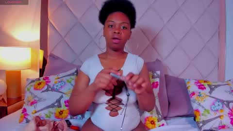 hazel_lanee online show from May 9, 2026, 8:41 am