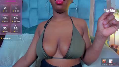 hazel_lanee online show from May 22, 2026, 6:31 am