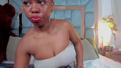hazel_lanee online show from May 23, 2026, 6:29 am