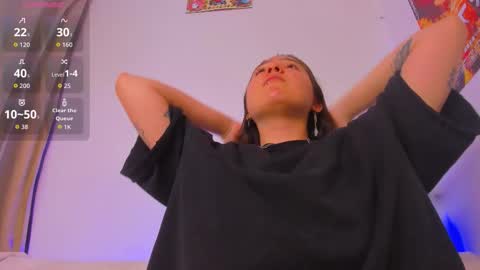 Snapshot of hazel_shy chatting on February 3, 2026, 11:43 pm Im Hazel online show from February 3, 2026, 11:43 pm