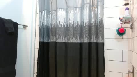 Snapshot of hazel_skye chatting on March 3, 2025, 4:24 pm Hazel online show from March 3, 2025, 4:24 pm