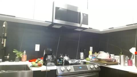 Hazel online show from February 10, 2026, 3:16 pm