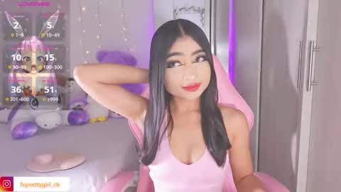 Lynn online show from October 14, 2025, 7:42 am