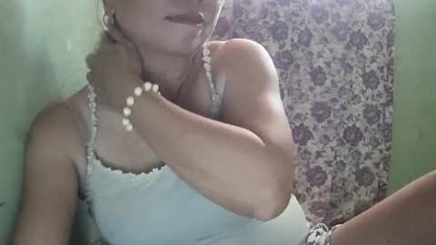 hazeldhane online show from July 15, 2026, 6:40 am
