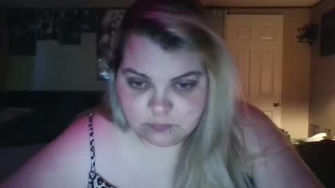 Snapshot of hazeleyez97 chatting on September 13, 2025, 5:57 pm Hazeleyez97 online show from September 13, 2025, 5:57 pm